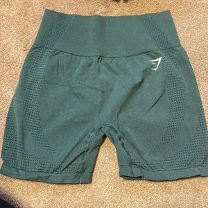 Gymshark - Forest Green Biker Shorts - Size Large